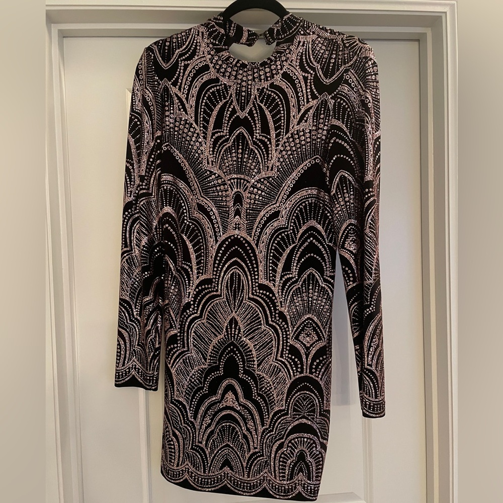 Black and Pink Art Deco Long Sleeve Dress